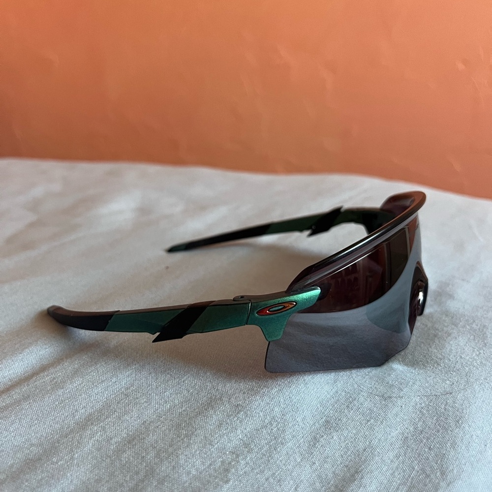 Oakley Encoder Ascend Collection - Picture 5 of 9